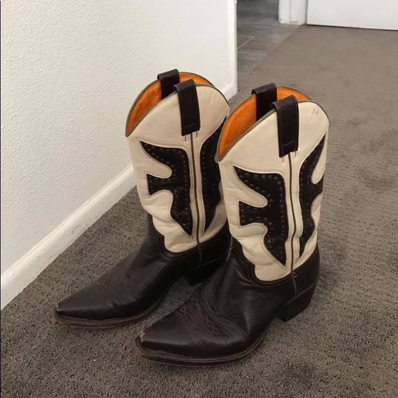 frye daisy duke cowboy boots